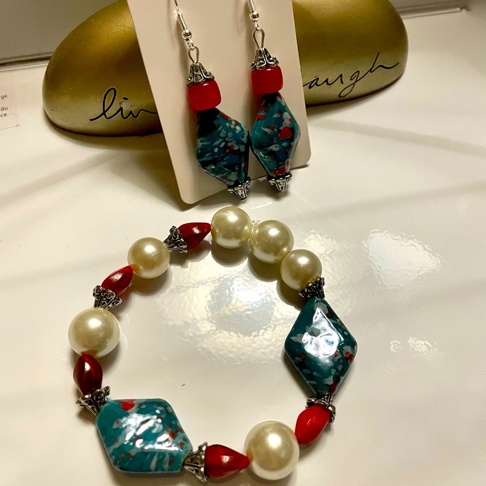 Spotted Teal Bracelet, and Earring set